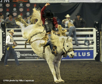 Layton Green - 2012 Novice Saddle Bronc Champion 